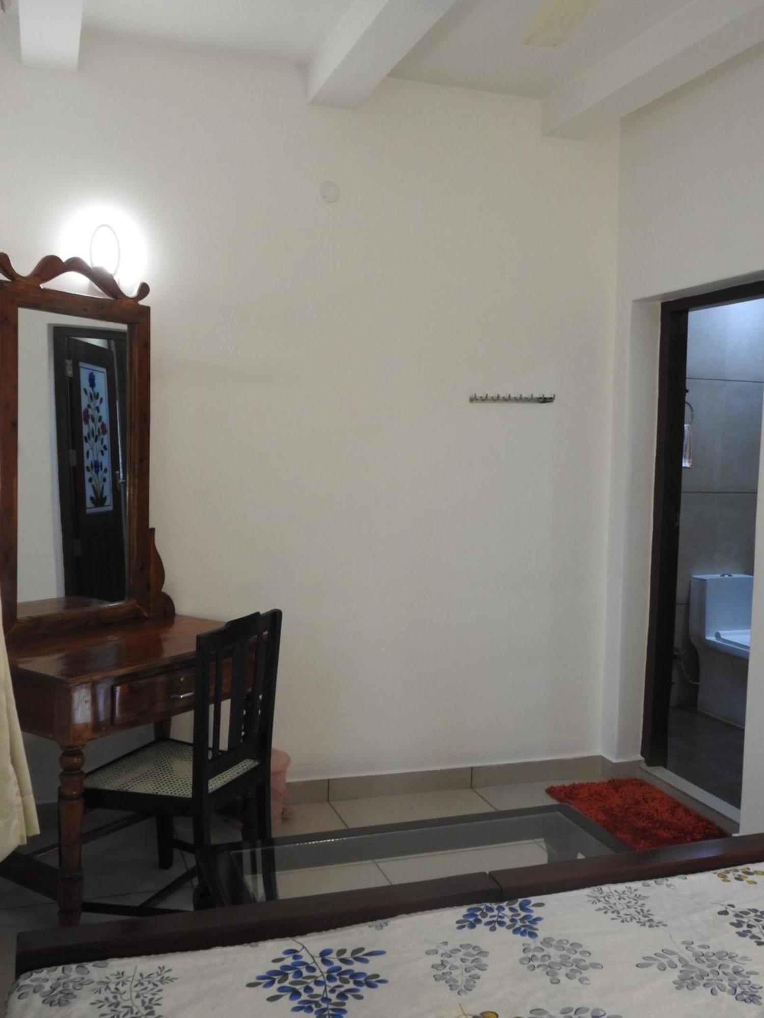 Shoreline Marari Beach Villa At Golden Beach Mararikulam Alappuzha Exterior photo