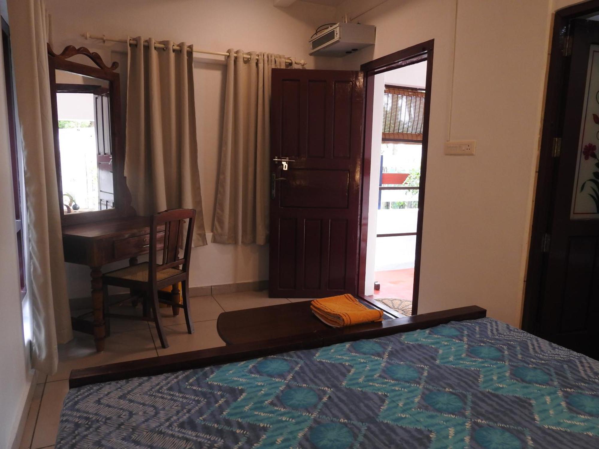 Shoreline Marari Beach Villa At Golden Beach Mararikulam Alappuzha Exterior photo