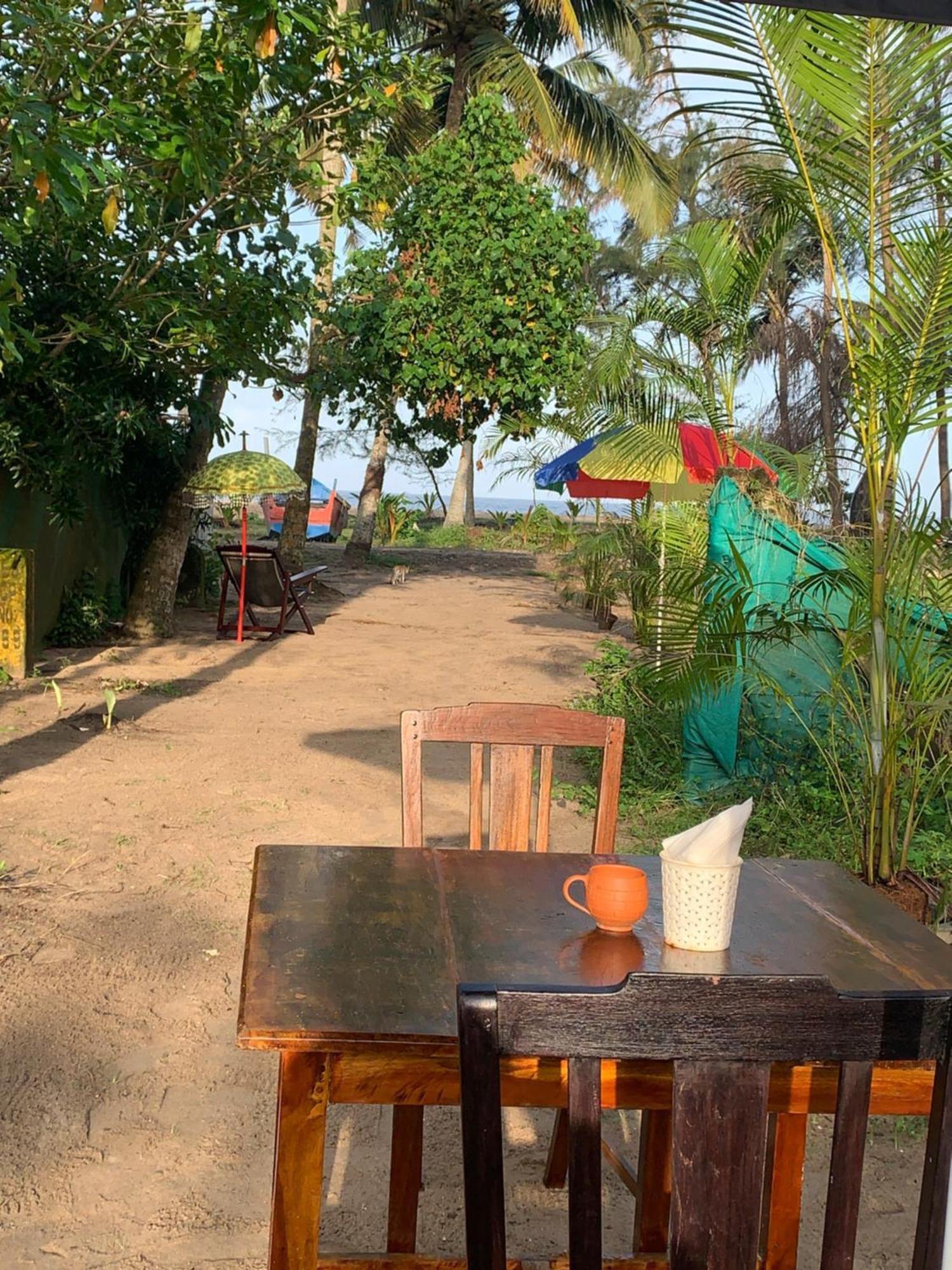 Shoreline Marari Beach Villa At Golden Beach Mararikulam Alappuzha Exterior photo